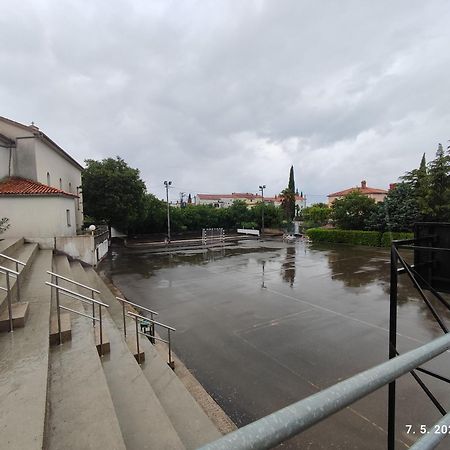 Apartman Pojine Gabonjin Esterno foto