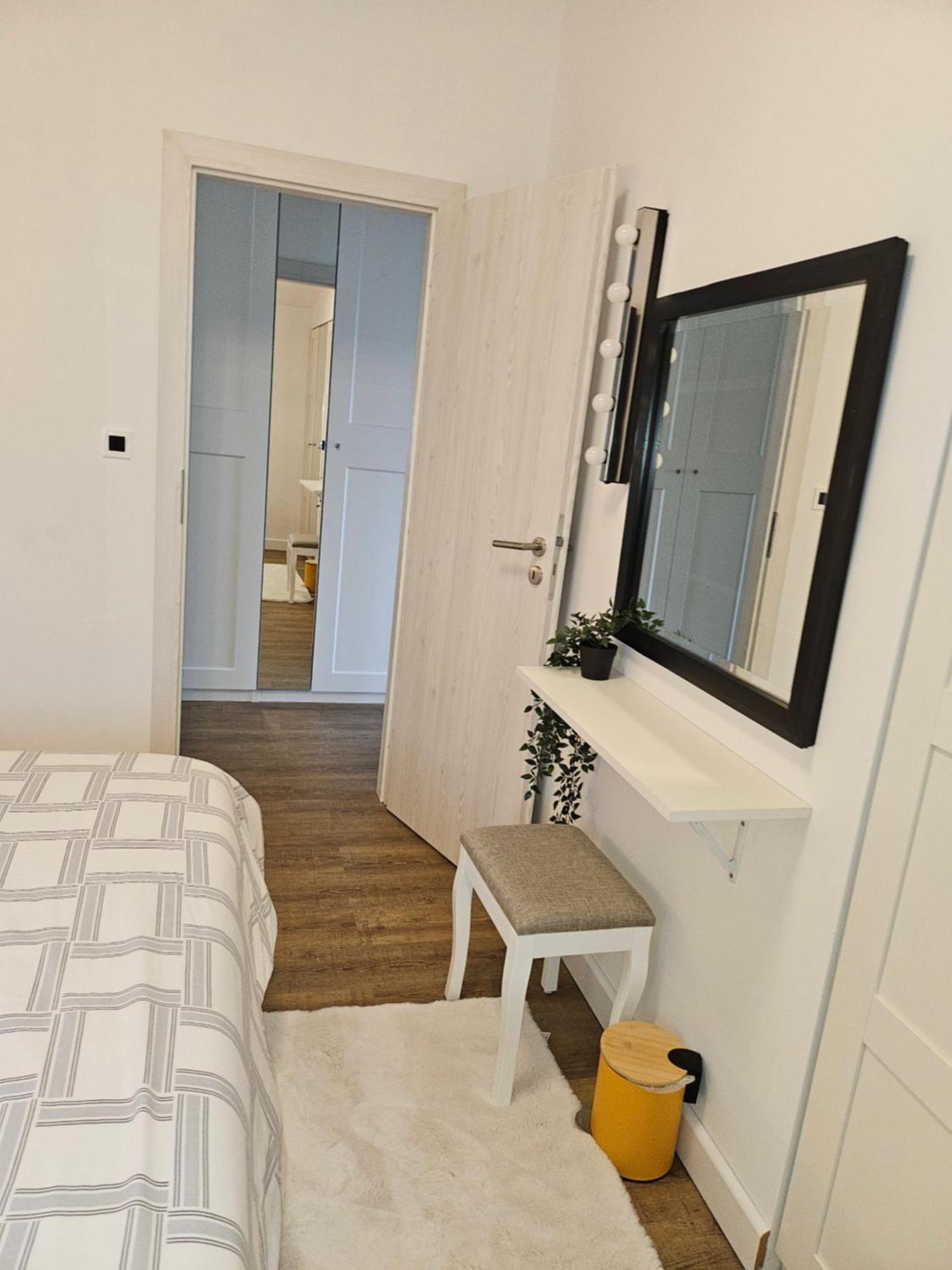 Apartman Pojine Gabonjin Esterno foto